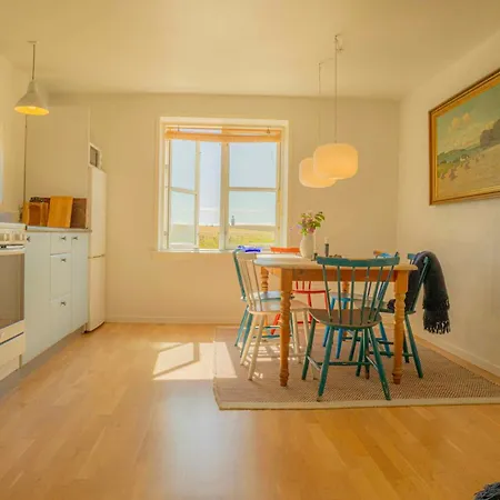 Ferienhaus Lovely Summer House 450 Meters From The Sea